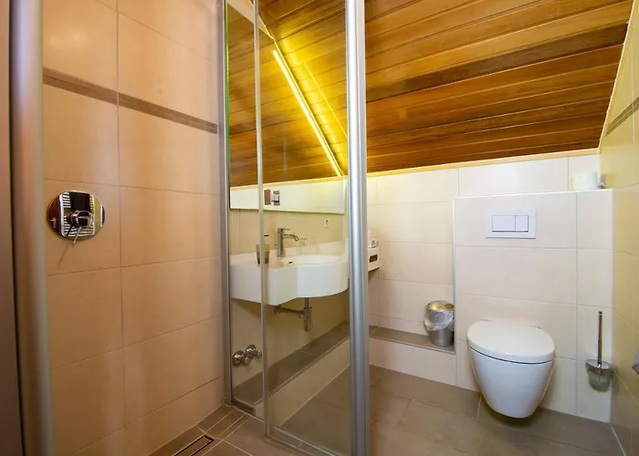 Zum Bergischen Hof 2* Dormagen